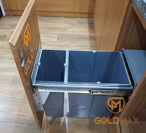 Thùng rác đôi gắn cánh Goldmax